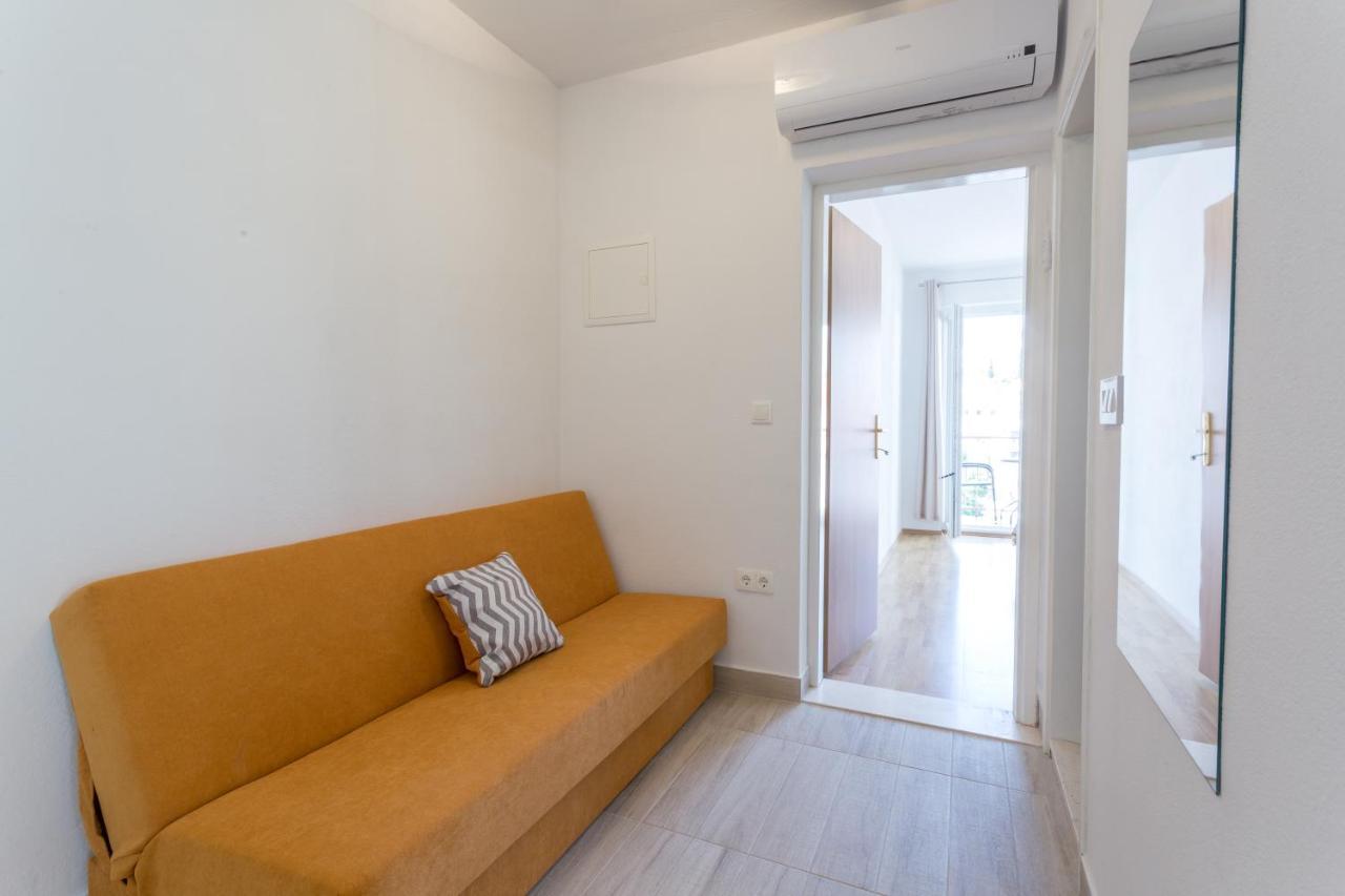 Apartments Sanja Hvar Town Exterior photo
