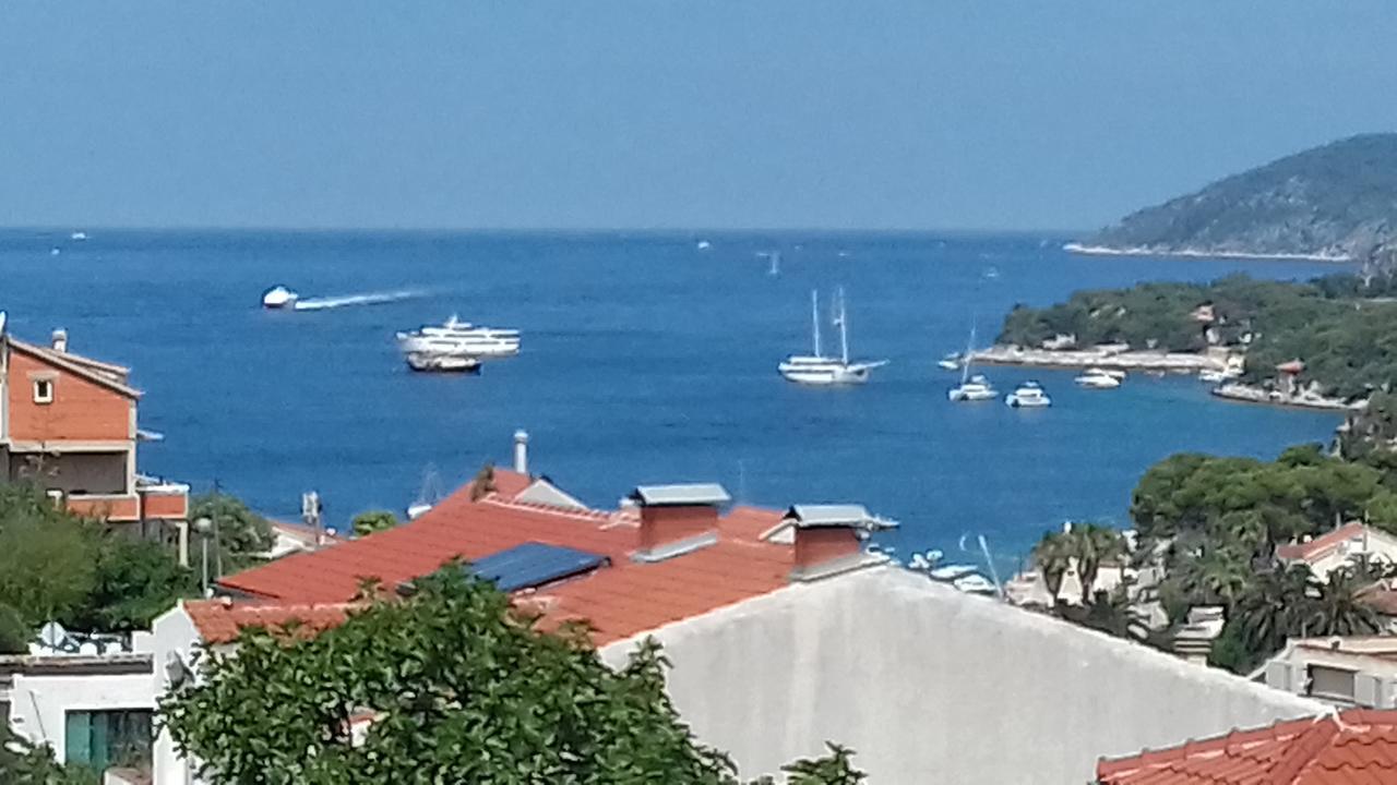 Apartments Sanja Hvar Town Exterior photo