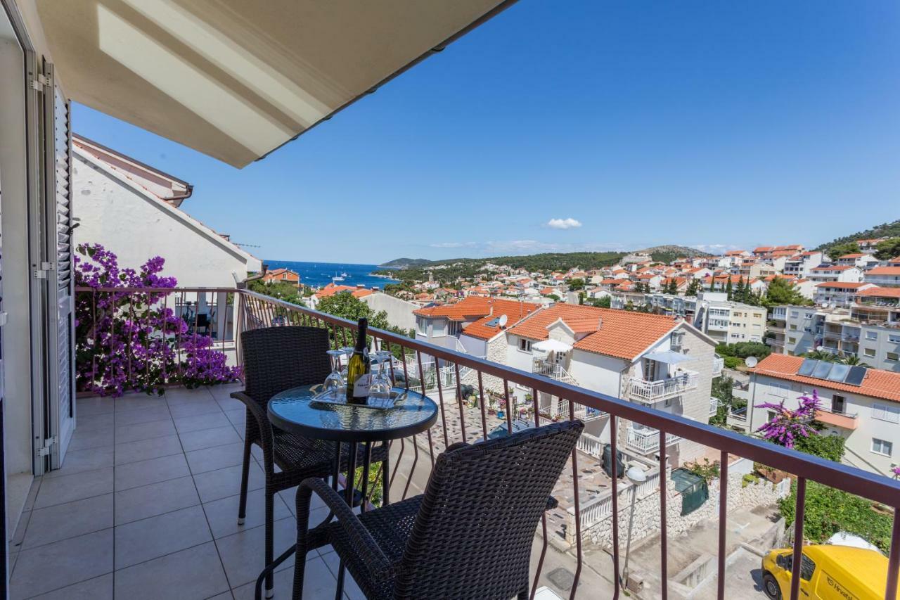 Apartments Sanja Hvar Town Exterior photo