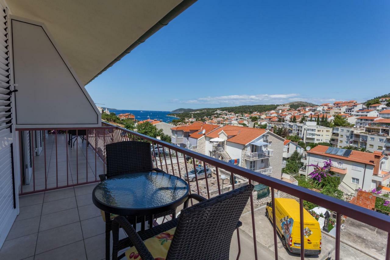 Apartments Sanja Hvar Town Exterior photo