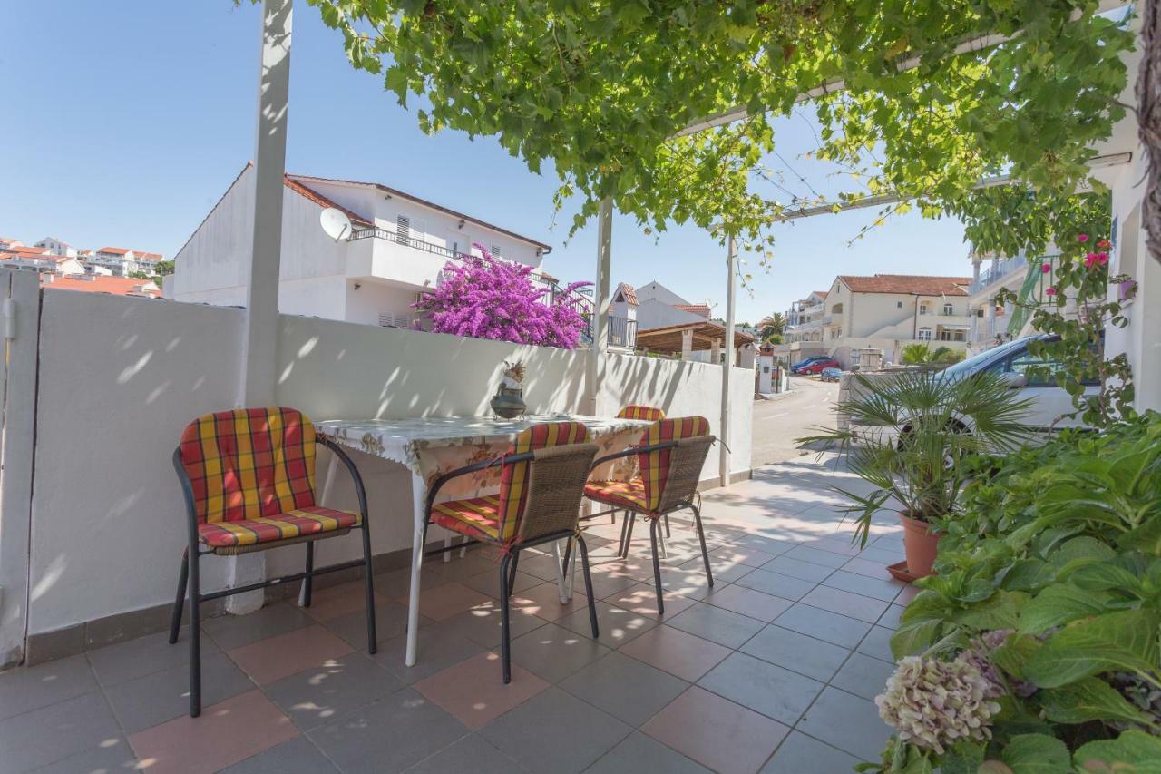 Apartments Sanja Hvar Town Exterior photo