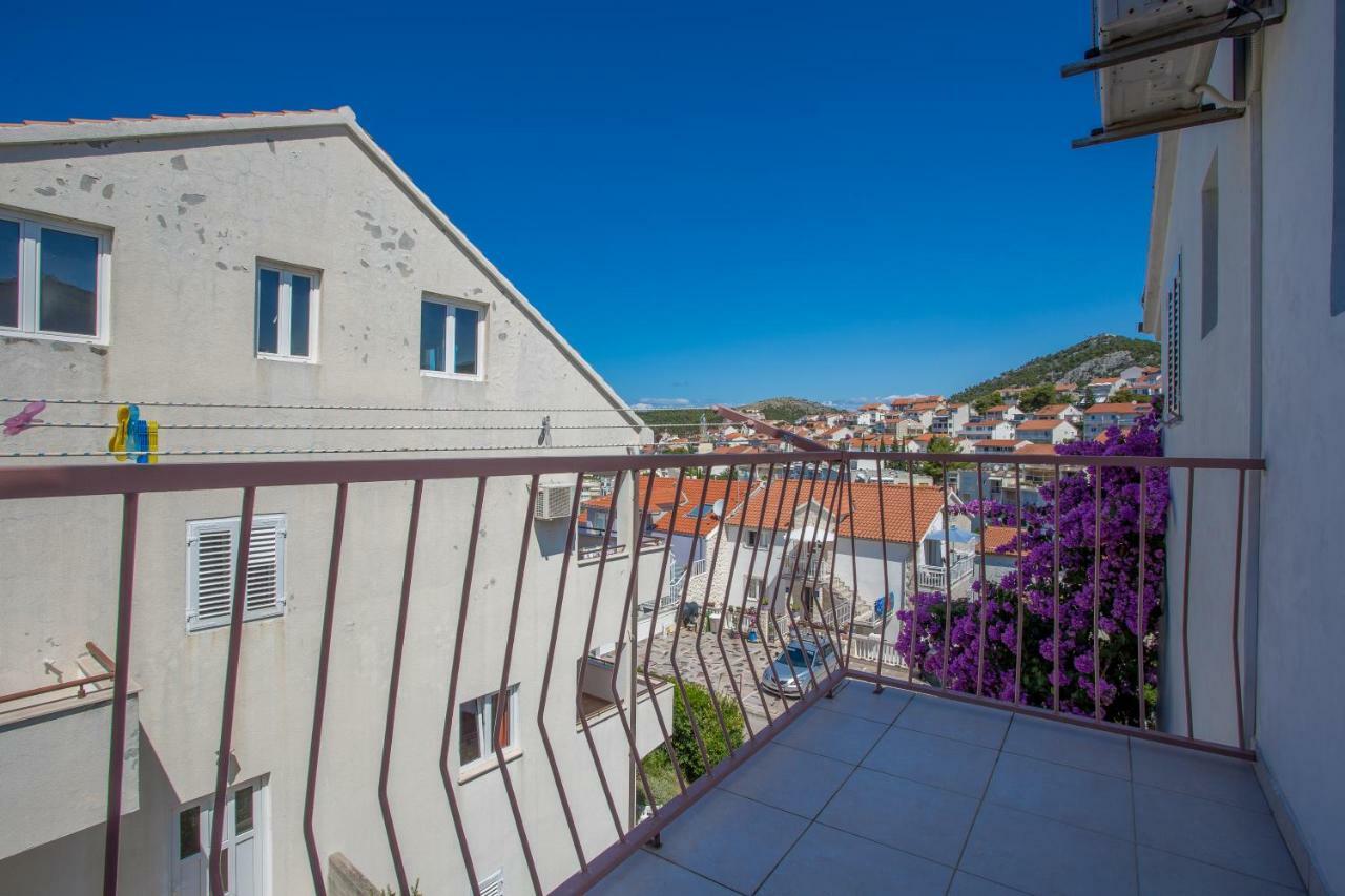 Apartments Sanja Hvar Town Exterior photo