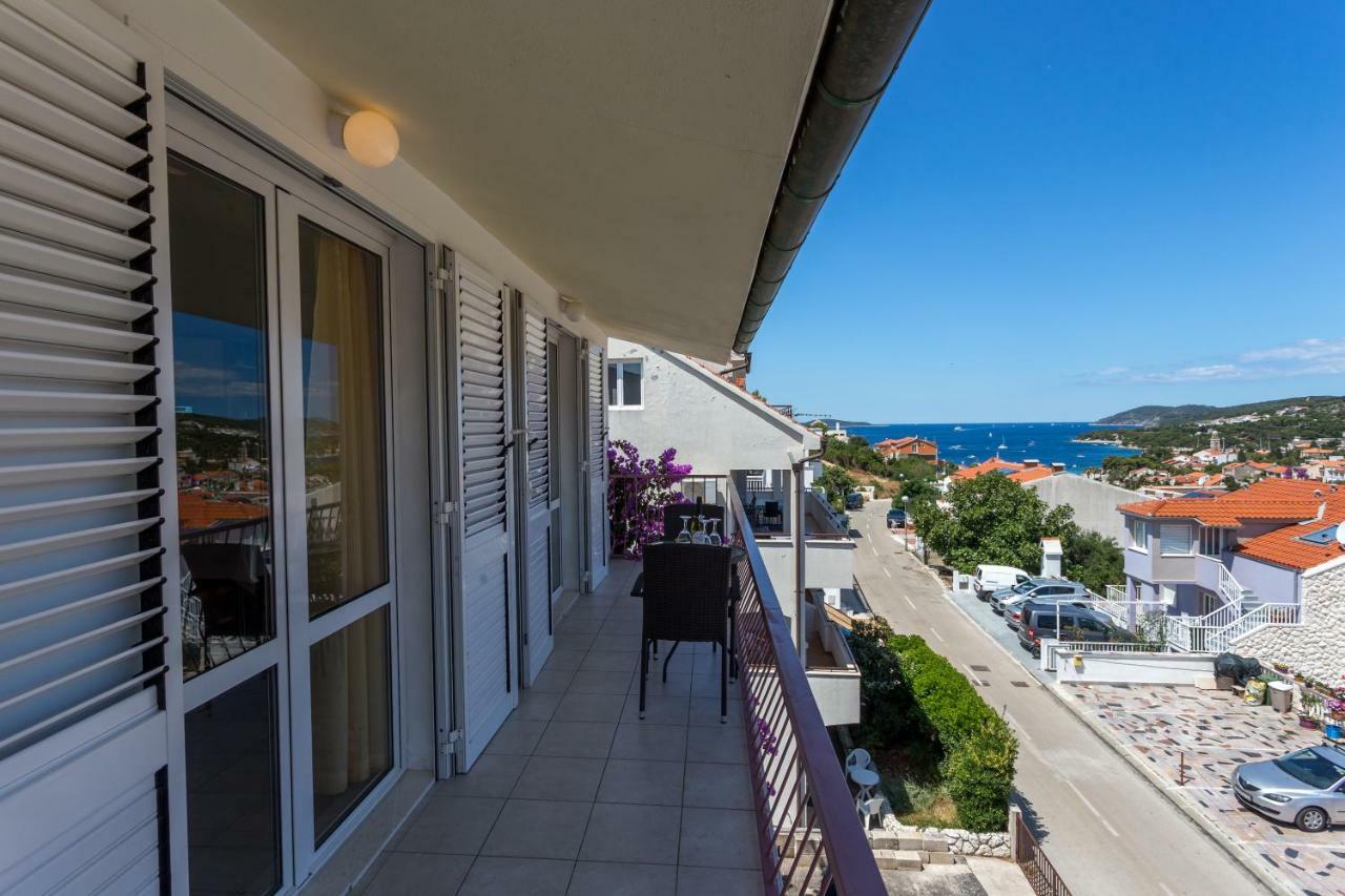 Apartments Sanja Hvar Town Exterior photo
