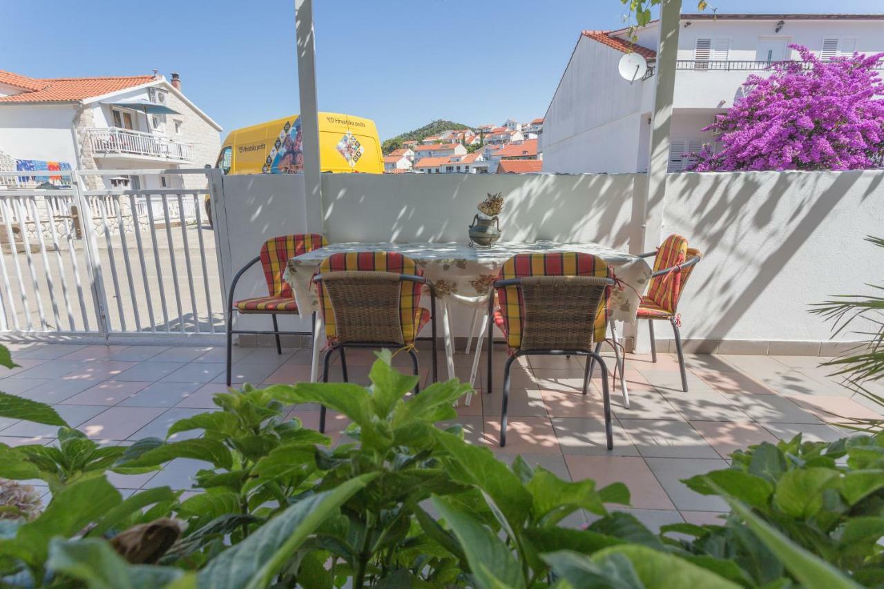 Apartments Sanja Hvar Town Exterior photo
