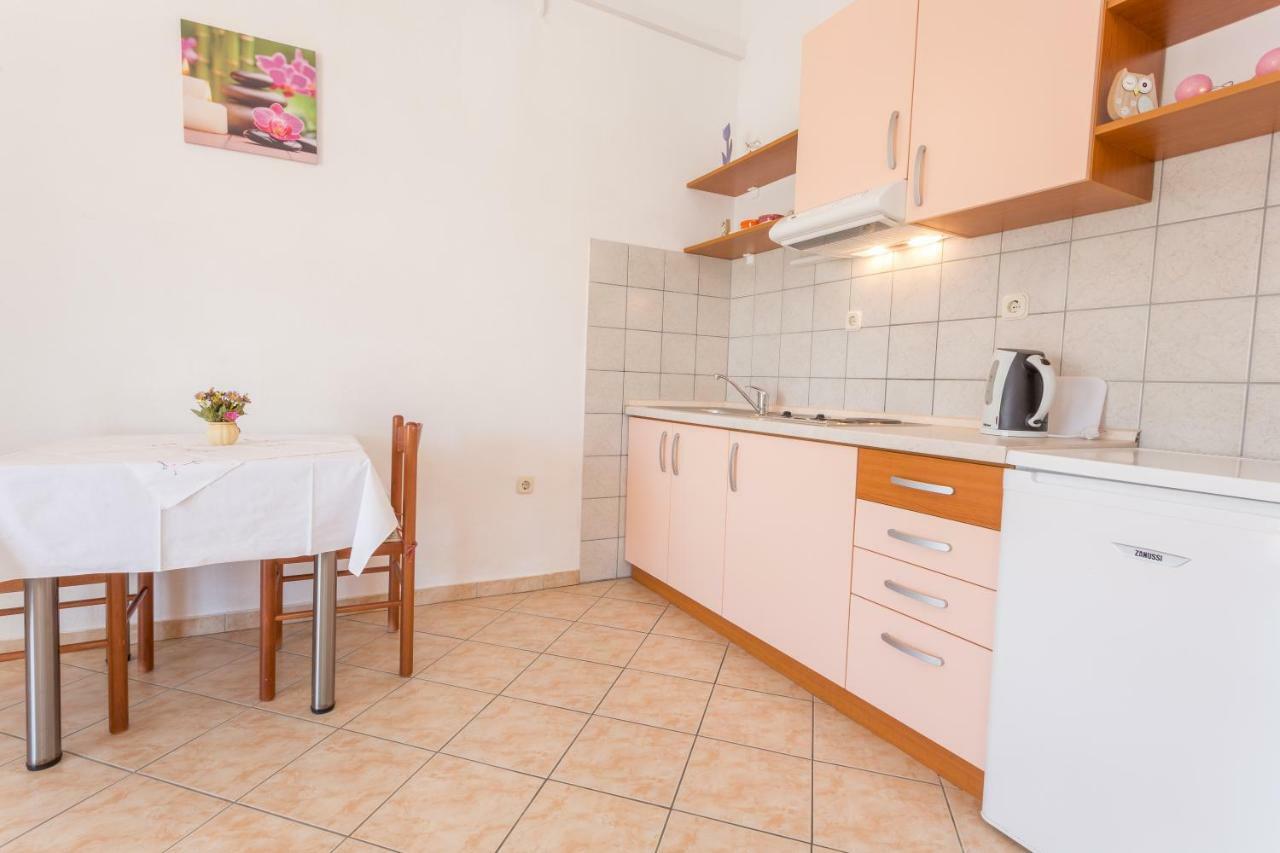 Apartments Sanja Hvar Town Exterior photo