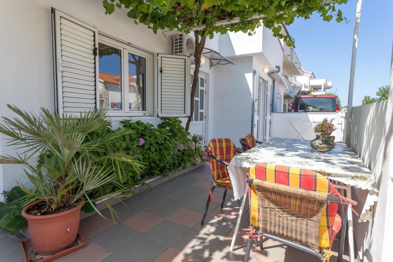 Apartments Sanja Hvar Town Exterior photo